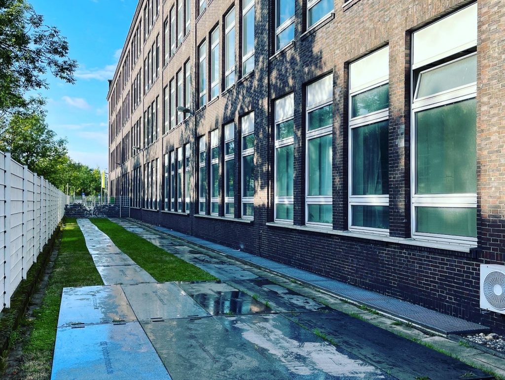 Unterbodenschutz für Hebebühne / Mobile Baustraße / Kunststoffplatten