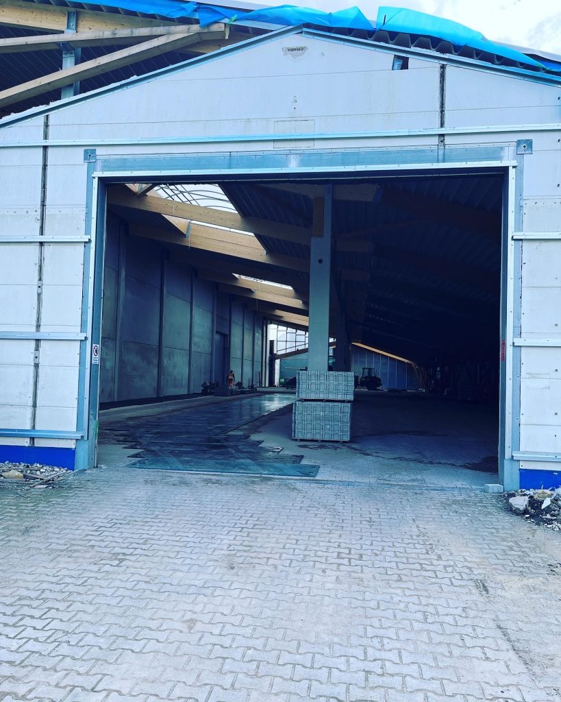 Pflasterschutz / Kunststoffplatten / Halle