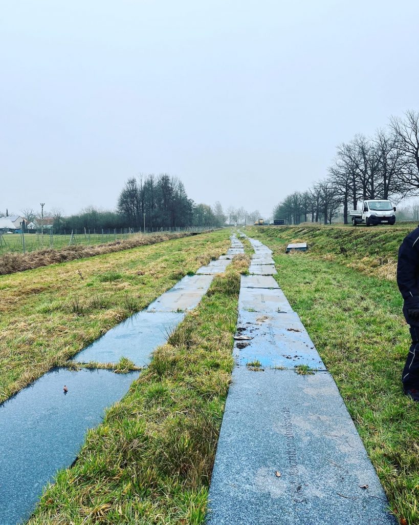 Deichbau / Lagerfläche