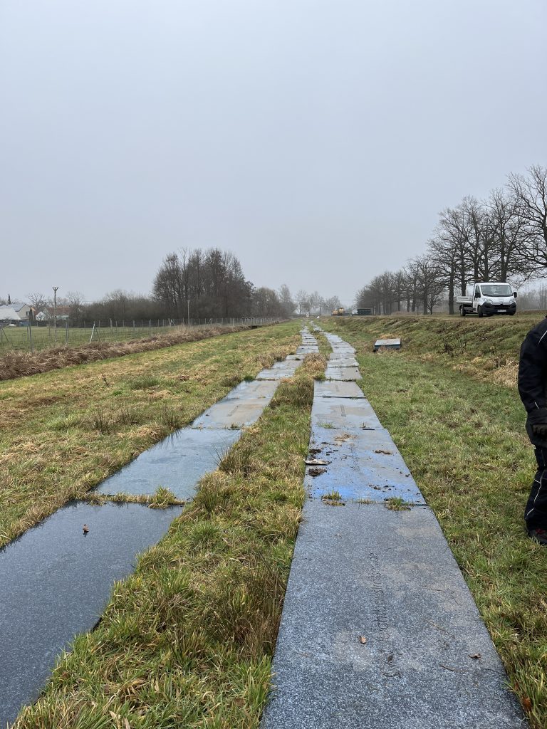 Deichbau / Lagerfläche